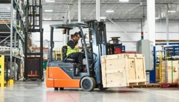 Montacargas en centros comerciales